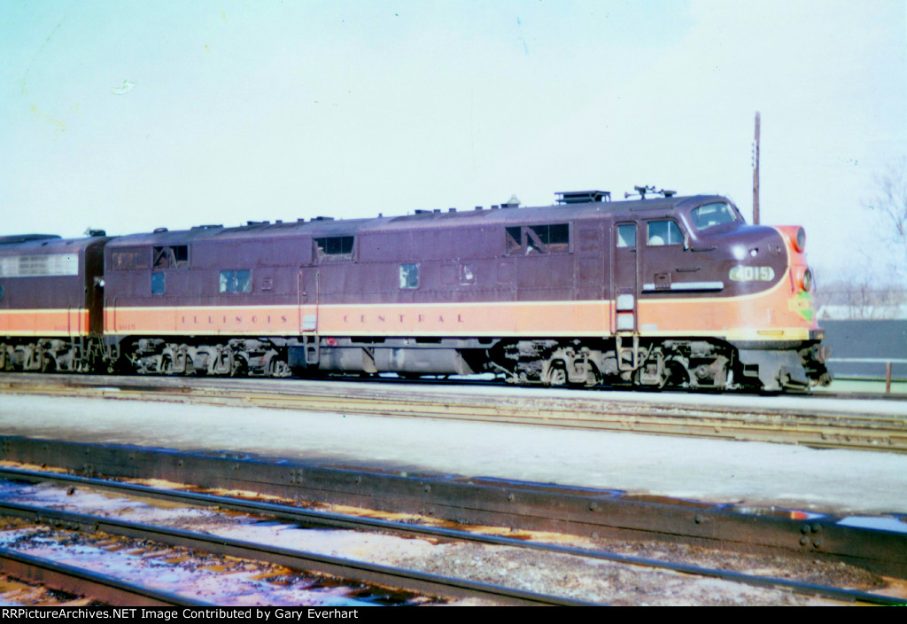 IC E7A #4015 - Illinois Central